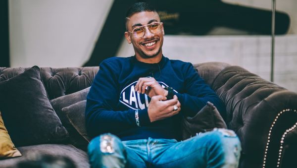 Maes : le rappeur pourrait sortir un projet commun avec Booba, PLK et Benab