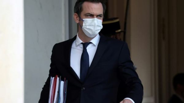 5e vague: Olivier Véran annonce un renforcement à venir des contrôles aux frontières
