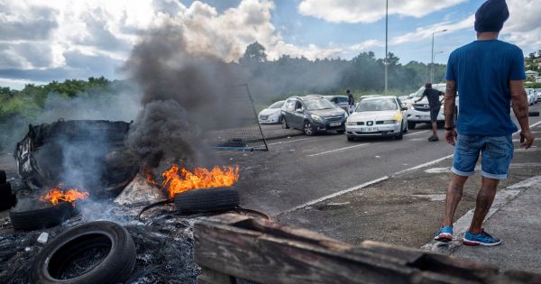En Martinique, un couvre-feu instauré "jusqu'au retour au calme"