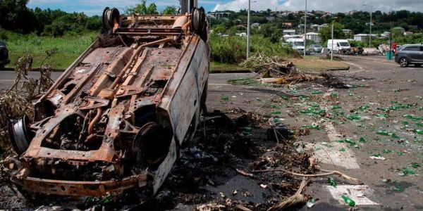 Martinique : face à la contestation, le préfet instaure un couvre-feu