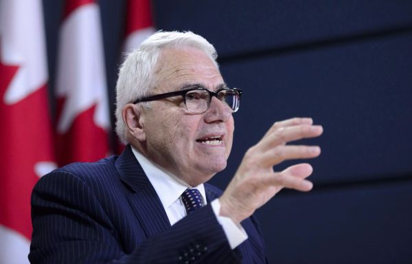 Déficit de 75 000 immigrants francophones hors du Québec