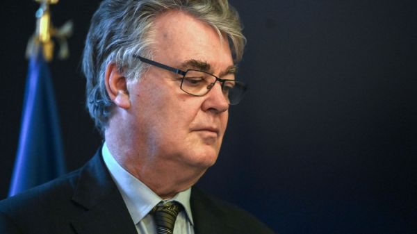 Déclaration d'intérêts : l'ancien haut-commissaire aux retraites Jean-Paul Delevoye condamné à 4 mois de prison avec sursis