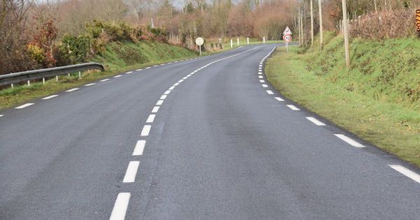 Insolite. Une route départementale définitivement fermée à cause des grenouilles