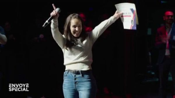 VIDEO. "Ma parole est un sport de combat" : bègue, Samira a remporté un concours d'éloquence