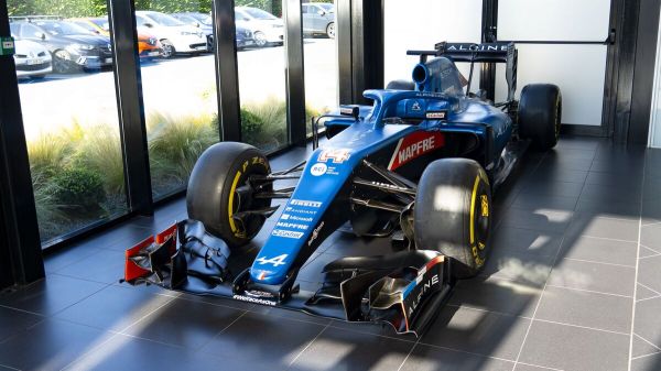 F1 : site ultra-sécurisé, 500 employés, travail «H24»... les secrets de la conception d'un moteur Alpine