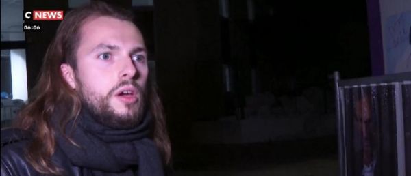 Militant pour Eric Zemmour, un jeune musicien raconte comment "le milieu de la culture de gauche" le met à l'écart : "On ne me dit plus bonjour, je suis obligé de manger seul, je perds des [...]