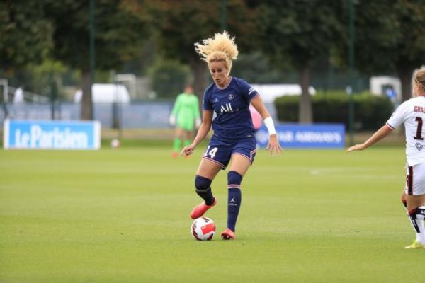 Foot - C1 (F) - PSG - Aminata Diallo et Kheira Hamraoui reprennent l'entraînement collectif avec le PSG