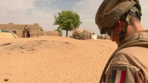 Tombouctou : dernière patrouille en convoi de l'armée française