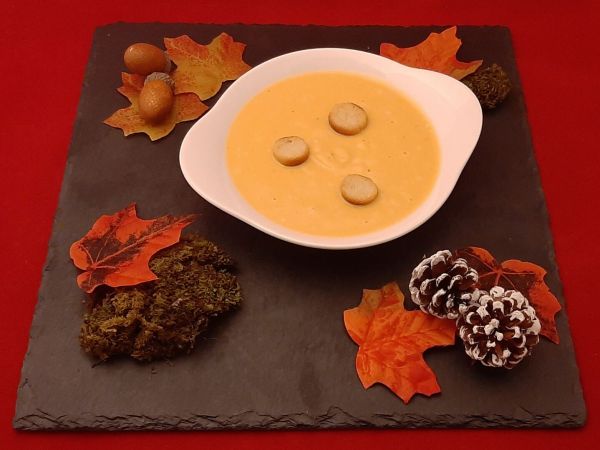 Velouté de légumes (courge musquée et chou-fleur). Une recette maison !