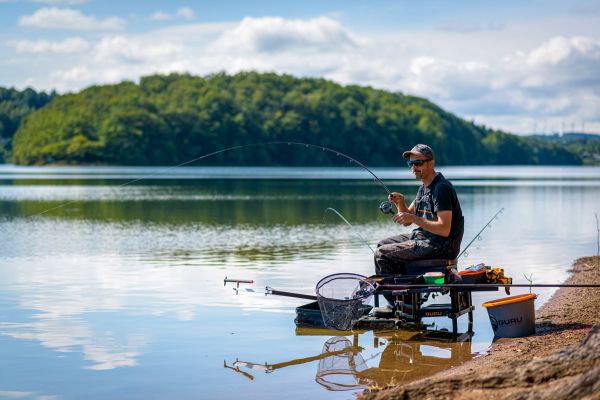 Comment préparer une compétition de pêche au feeder ?