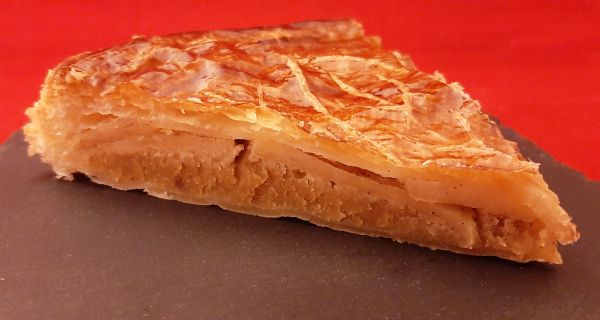 Galette des rois pommes, amande et spéculoos. Recette pour l'Épiphanie