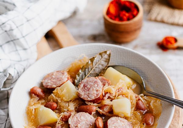 Jota - Soupe repas slovène à la choucroute et saucisse fumée