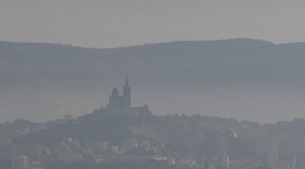 Bouches-du-Rhône : L'alerte pollution aux particules fines se poursuit
