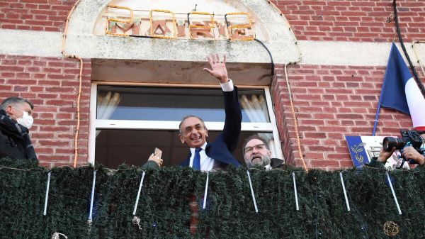 Prise de guerre ou mascarade ? La tribune des 1400 LR rejoignant Zemmour interroge
