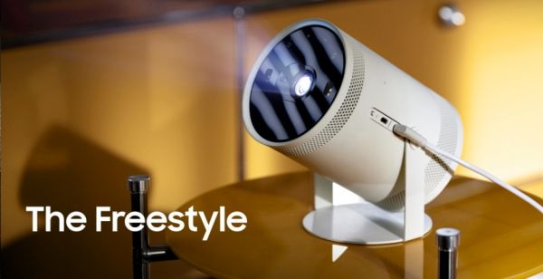 Samsung Freestyle : la mode est aux vidéoprojecteurs portables
