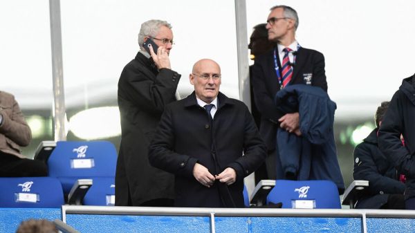Bernard Laporte peut-il rester à la tête de la Fédération française de rugby?