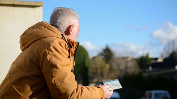 «Je veux changer de nom depuis mon enfance»: le témoignage de Patrick, pris au piège d'une fausse identité