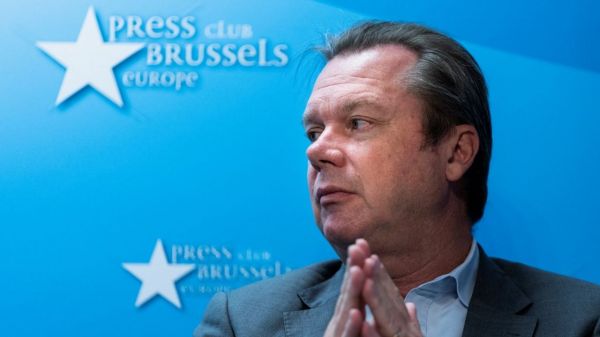 Présidentielle 2022 : Jérôme Rivière, eurodéputé RN, rejoint le camp d'Eric Zemmour