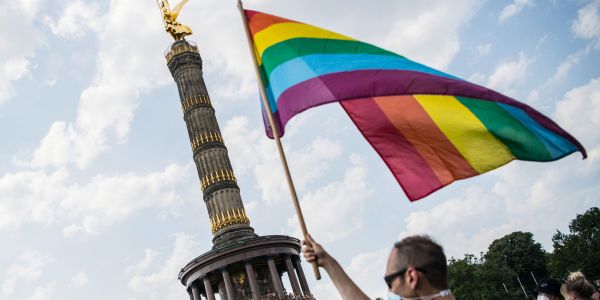 «Comme Dieu nous a créés» : coming out collectif chez les catholiques allemands LGBT+