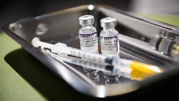 Quatrième dose de vaccin contre le Covid-19 : toutes les questions qui restent en suspens