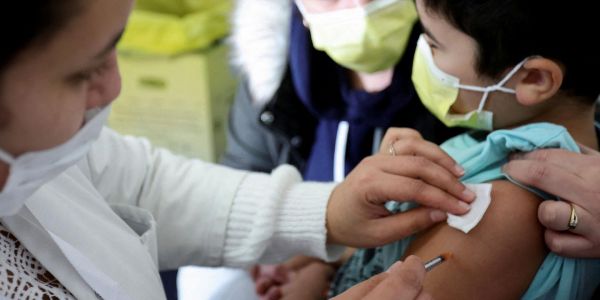 Covid-19 : l'accord d'un seul parent à nouveau suffisant pour vacciner un enfant