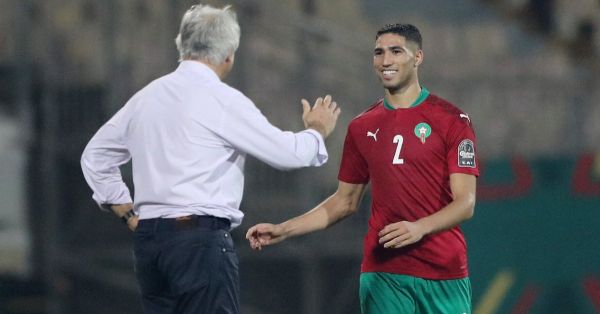 CAN 2022: Hakimi excelle avec le Maroc sur coup franc et va en parler à Messi et Neymar