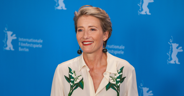 « C'est très difficile d'être nue à 62 ans » : Emma Thompson se confie sur un tournage éprouvant