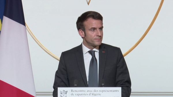 Guerre d'Algérie : la fusillade du 26 mars 1962, un massacre "impardonnable" selon Emmanuel Macron