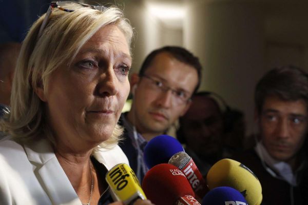 «C'est brutal, violent et difficile»: Marine Le Pen regrette le choix de Marion Maréchal qui la lâche pour Zemmour?