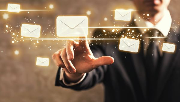 Dossier emailing et immobilier : constituer une base de données vendeurs