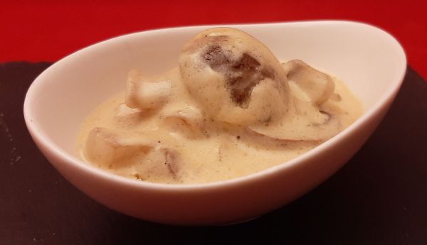 Sauce forestière. Recette maison pour accompagner les viandes et pâtes