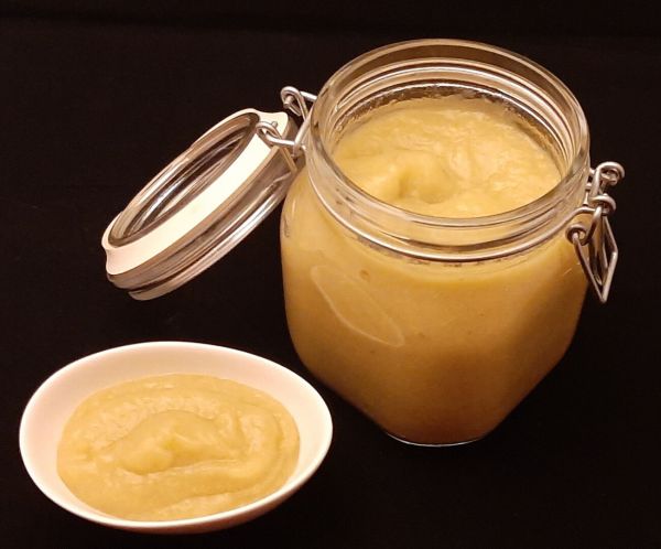 Compote pomme rhubarbe. Recette peu sucrée pour un dessert gourmand