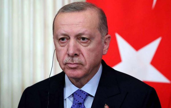 Menace de veto turc aux adhésions de la Finlande et de la Suède à l'OTAN, Helsinki appelle à la patience