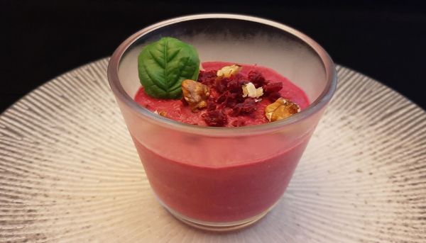 Verrine betterave St Môret. Une recette pour un apéro chic et rapide !