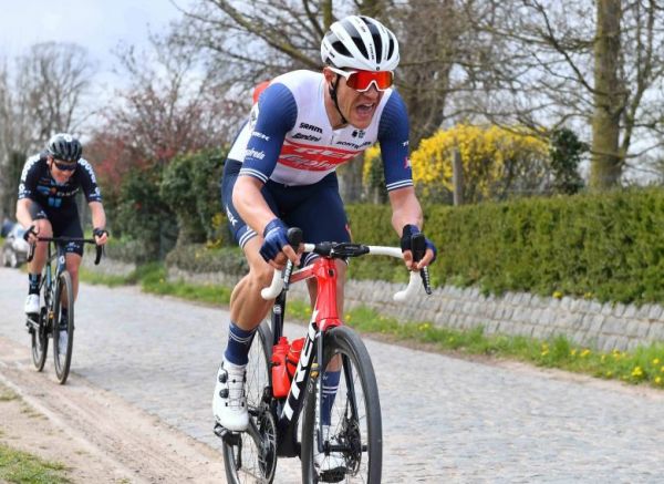 Route : Jasper Stuyven devrait prolonger trois ans chez Trek-Segafredo #Stuyven #MilanoSanremo #Treksegafredo #ParisRouba