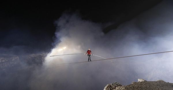 Revue de presse RT pour la semaine du 8 au 14 mai 2022 - L'Occident continue sa course vers le précipice