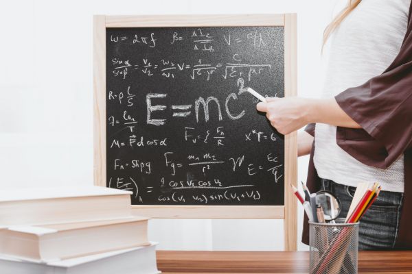 Éducation et économie : un mauvais début pour le prochain quinquennat !
