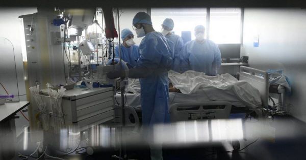 Covid-19. Une surmortalité de 95 000 décès en 2020 et 2021 en France