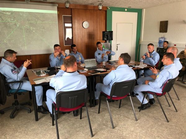 VIDÉOS. Meeting aérien de Cognac : dans l'intimité de la Patrouille de France