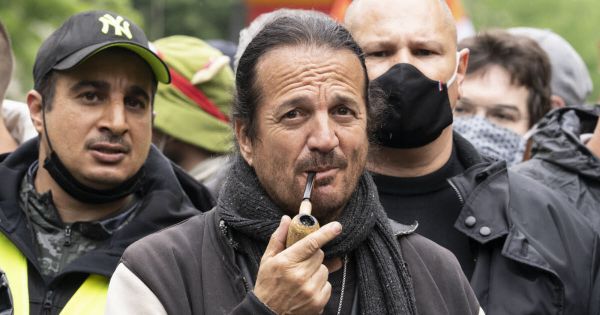 Législatives 2022. Francis Lalanne se lance dans la course en Charente