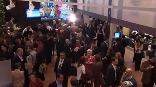 Le forum économique mondial de Davos se réunit sur fond de guerre en Ukraine