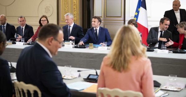 En images. Un premier conseil des ministres pollué par l'affaire Abad