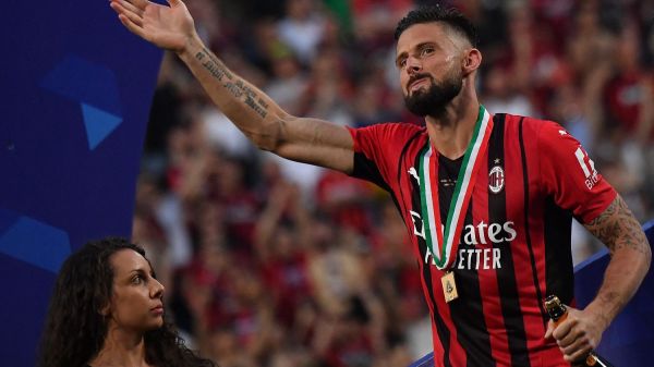Football : le rebond de l'éternel Olivier Giroud, ignoré par Didier Deschamps et grand artisan du titre de l'AC Milan