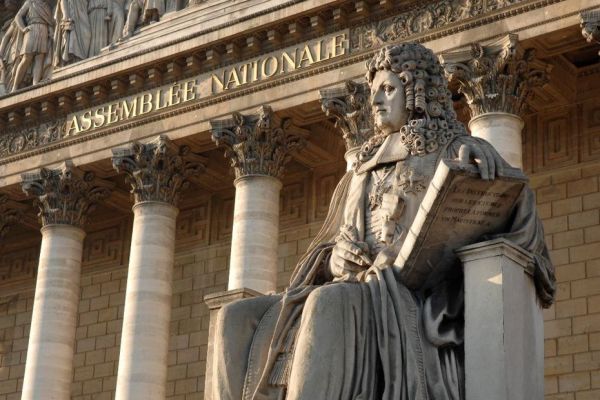 Législatives 2022 : quelle place véritable pour le(a) suppléant(e) d'un(e) député(e)?