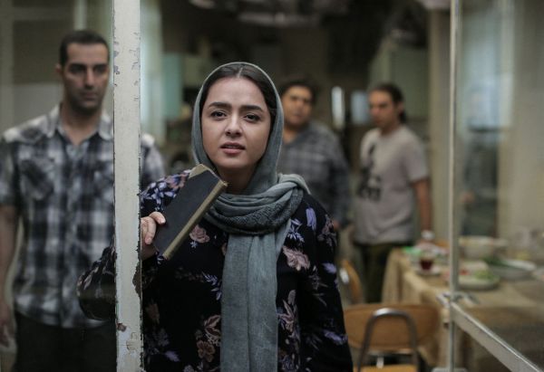 [Cannes 2022] "Leila et ses frères” : Saeed Roustaee déçoit avec un film trop didactique