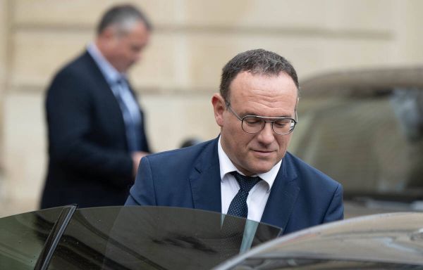 Affaire Damien Abad : Le parquet de Paris n'ouvre pas d'enquête « en l'état » sur les accusations d'agressions sexuelle