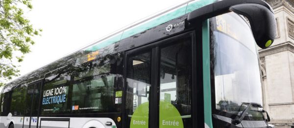 Après deux incendies, Bolloré s'apprête à rappeler ses bus électriques