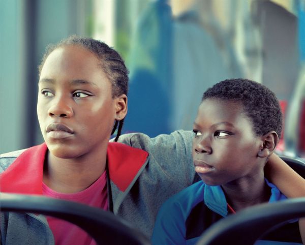 [Cannes 2022] "Tori et Lokita” : le geste simple et bouleversant des frères Dardenne