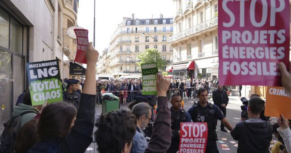 Énergies. Pourquoi des ONG ont-elles bloqué l'assemblée générale de Total ?