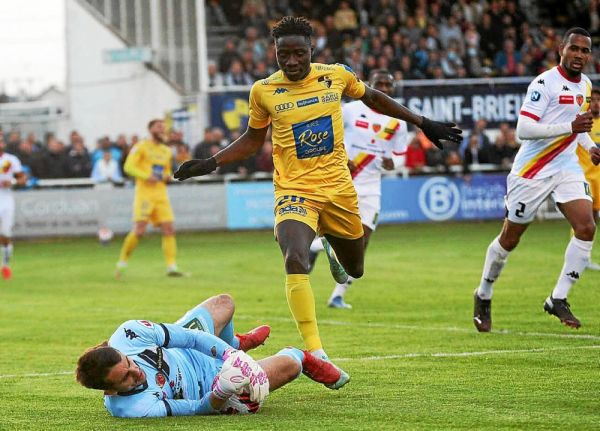 Football. Stade Briochin : Sagna s'engage avec Niort (Ligue 2)